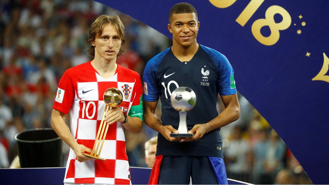 Which player won the most World Cup Golden Ball in history?
